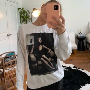 Amy winehouse sweater